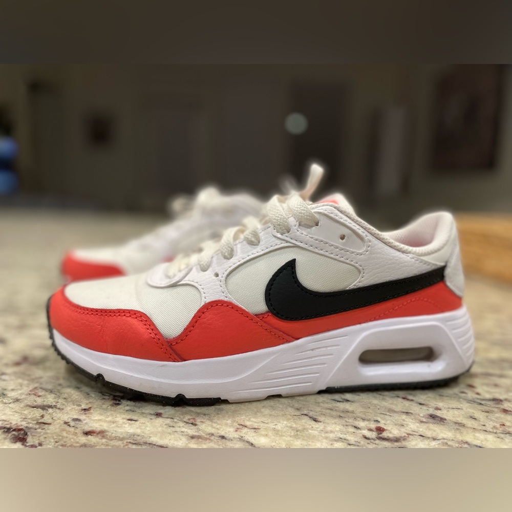 Nike Women's Air Max SC, Size 6.5 & Color White/Black-Magic Ember CW4554 111 - Picture 6 of 6